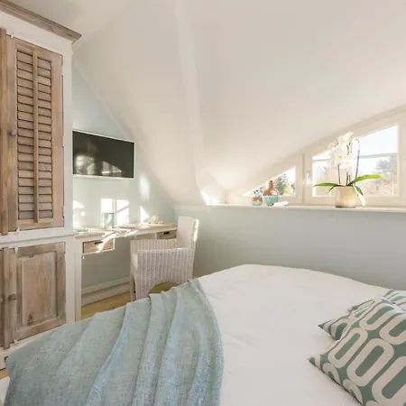 Casa de Férias Rosenbergsiedlung _duenenrose_ *