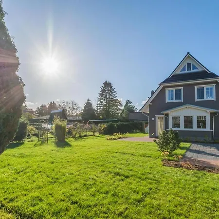 Casa de Férias Rosenbergsiedlung _duenenrose_ Zingst